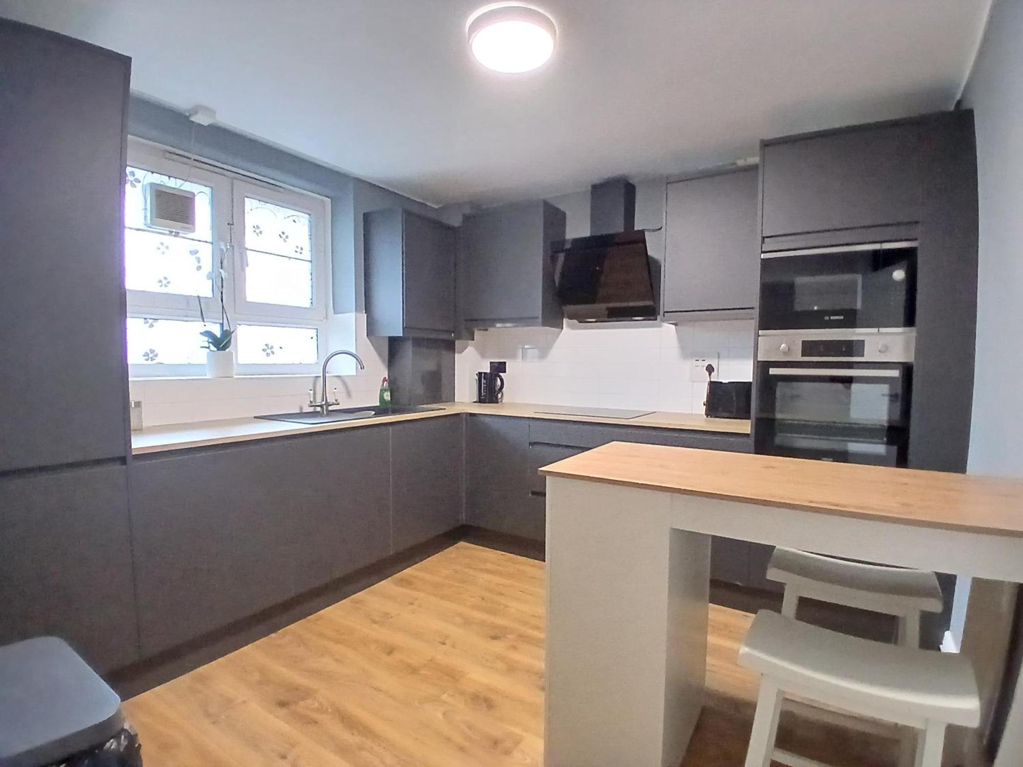 Peaceful Moira - 2 Bedroom Flat Between Brixton And Kennington 10mins To Appartamento *